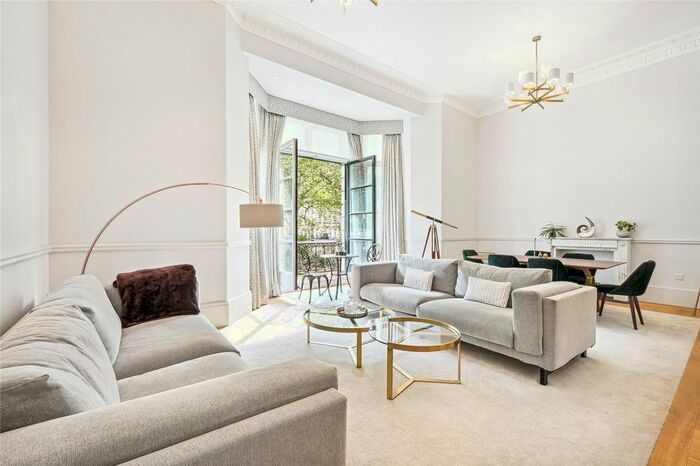 2 Bedroom Flat To Rent In Ennismore Gardens, Knightsbridge, SW7