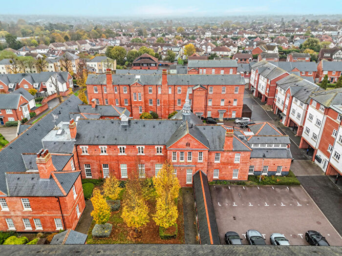 2 Bedroom Flat For Sale In Mary Munnion Quarter, Chelmsford, CM2