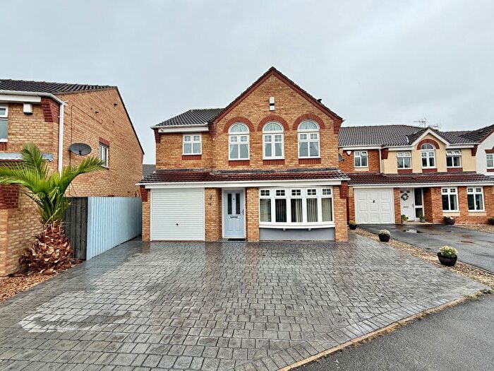 4 Bedroom Detached House For Sale In Carr Beck Road, Castleford, West Yorkshire, WF10