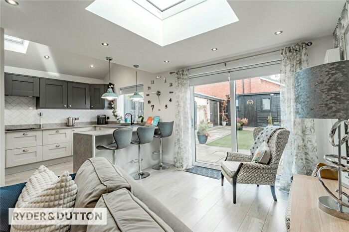 2 Bedroom Bungalow For Sale In Bedford Avenue, High Crompton, Shaw, Oldham, OL2