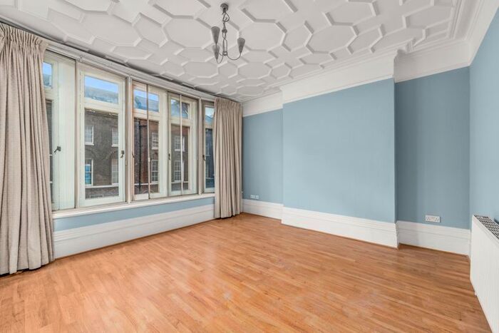 2 Bedroom Flat To Rent In Gray's Inn Road, London, WC1X