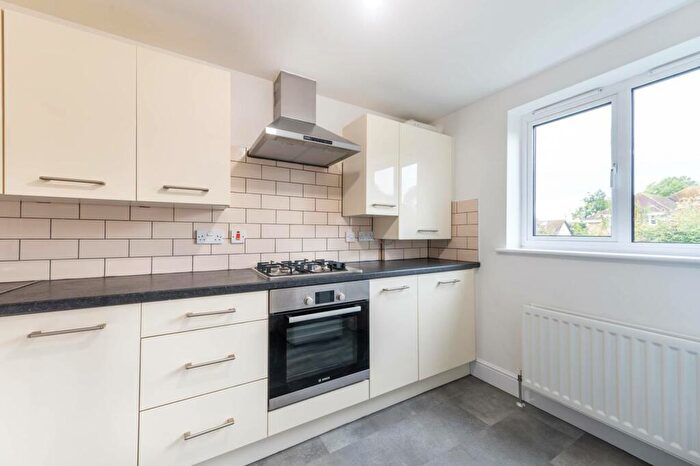 2 Bedroom Flat To Rent In Crawford Avenue, Wembley, HA0
