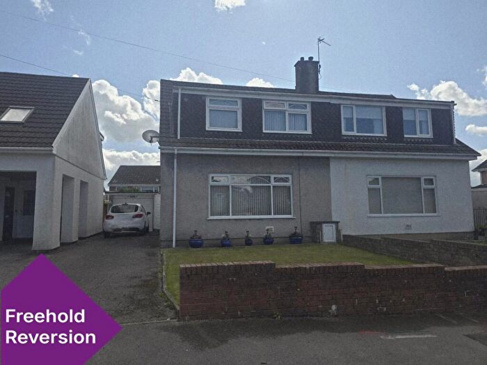 Semi-Detached House For Sale In Freehold Reversion Cherry Tree Road The Bryn, Pontllanfraith, The Bryn, Pontllanfraith, Blackwood, Gwent, NP12