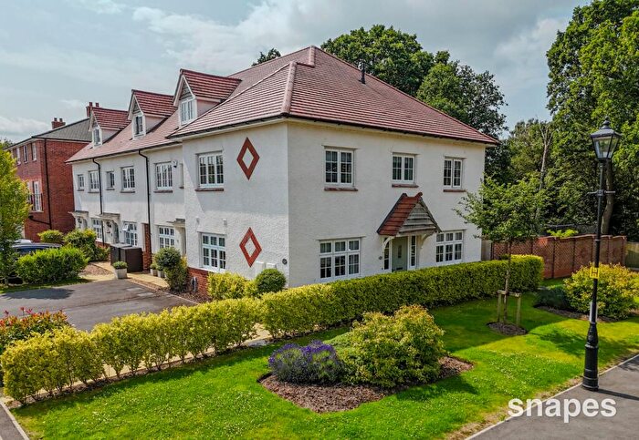 3 Bedroom Semi-Detached House For Sale In Richards Street, Woodford, SK7