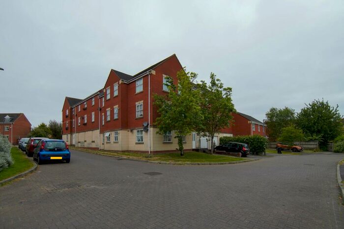 2 Bedroom Flat To Rent In Hallen Close, Emersons Green, Bristol, BS16