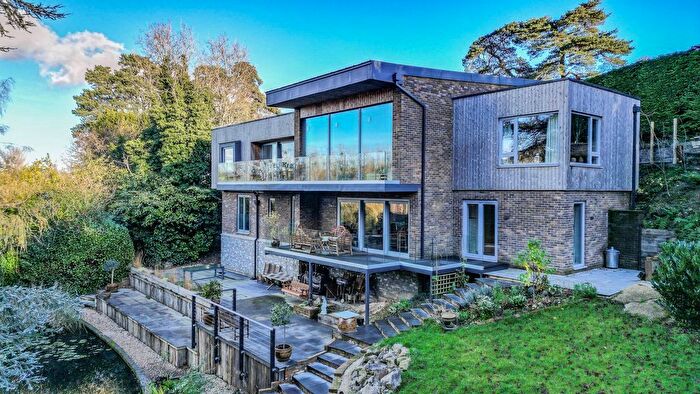 4 Bedroom Detached House For Sale In Oakfield, Hawkhurst, Cranbrook, TN18