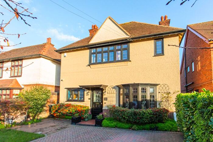 4 Bedroom Detached House For Sale In Dumpton Park Drive, Ramsgate, Kent, CT11