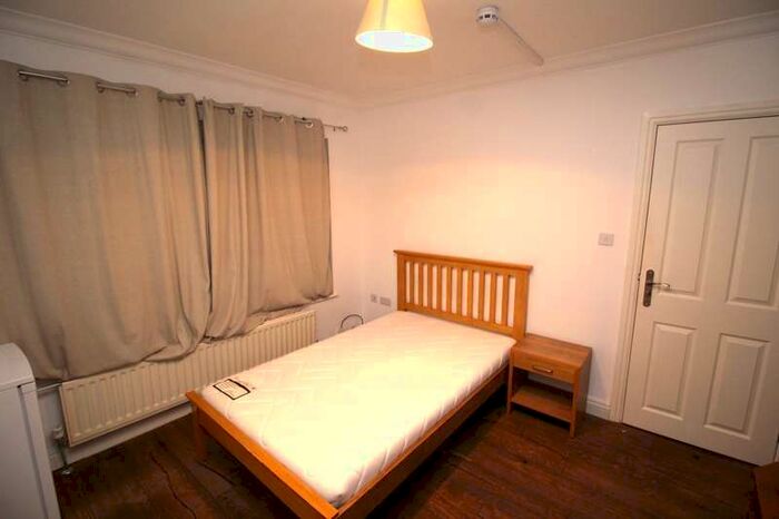 Leisure Facility Commercial To Rent In The Crescent, Egham, Surrey, TW20