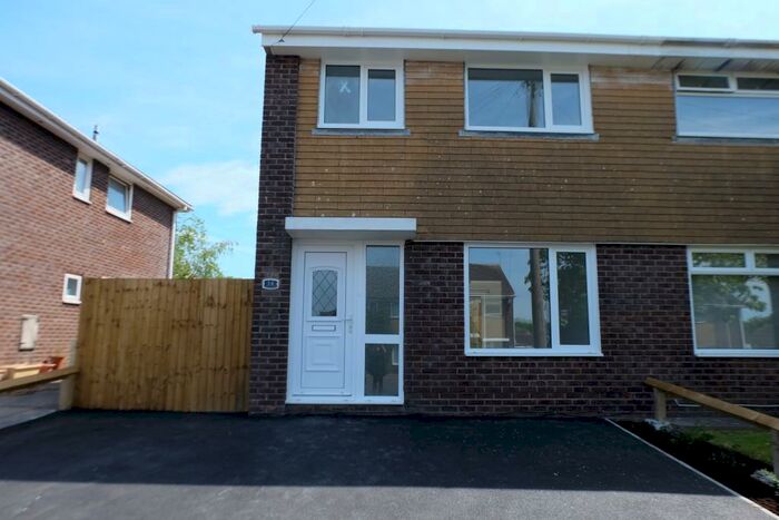 3 Bedroom Semi-Detached House To Rent In Andover Close, Barry, CF62