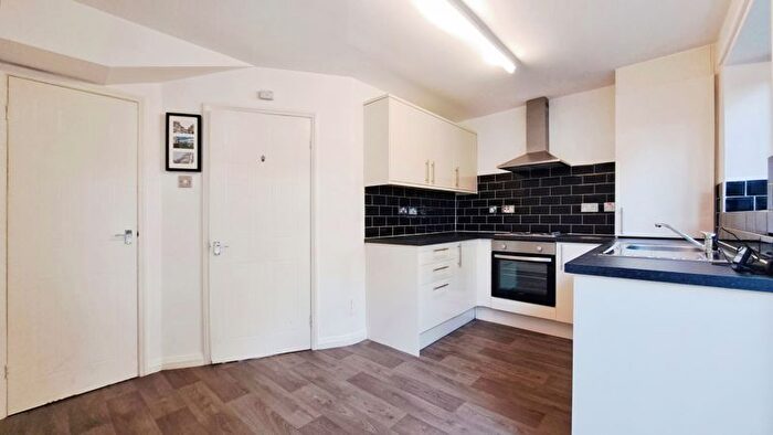 3 Bedroom Terraced House For Sale In Friars Way, Fenham, Newcastle Upon Tyne, NE5