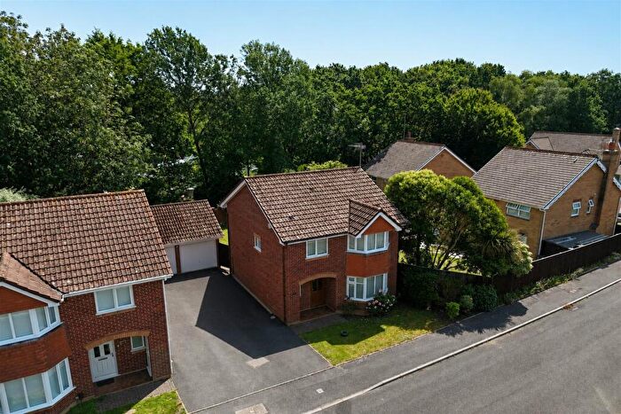 4 Bedroom Detached House For Sale In Broadstone, BH18