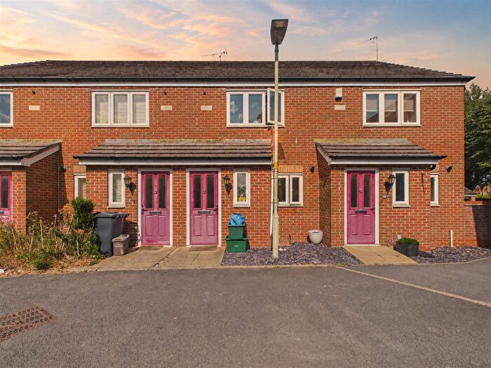 2 Bedroom Terraced House For Sale In Greenways, Gloucester, GL4