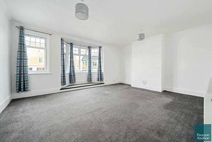 4 Bedroom Flat To Rent In London Road, Brighton, BN1