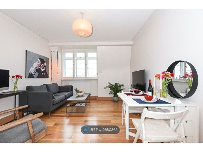 1 Bedroom Flat To Rent In Old Brompton Road, London, SW5