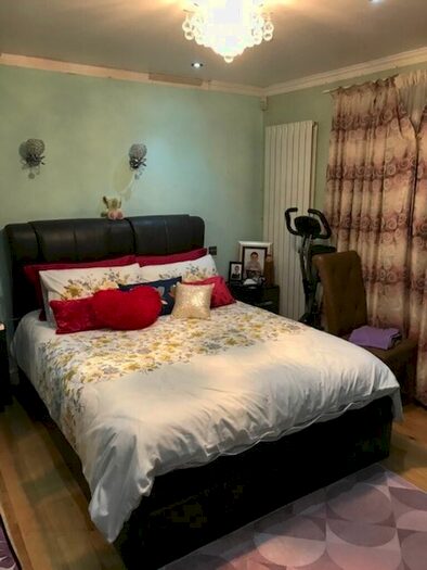 2 Bedroom Flat To Rent In Great Cambridge Road, London N17