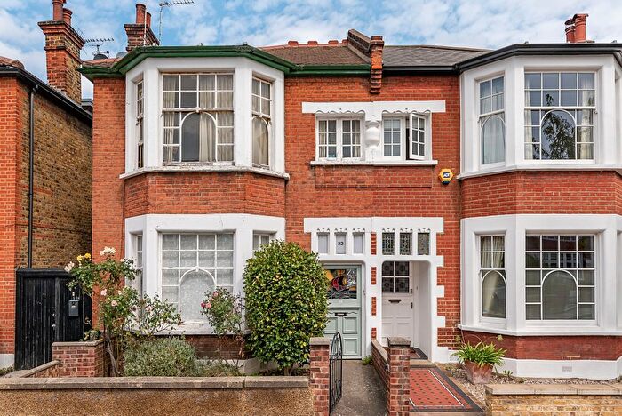 2 Bedroom Maisonette To Rent In Hotham Road, London, SW15