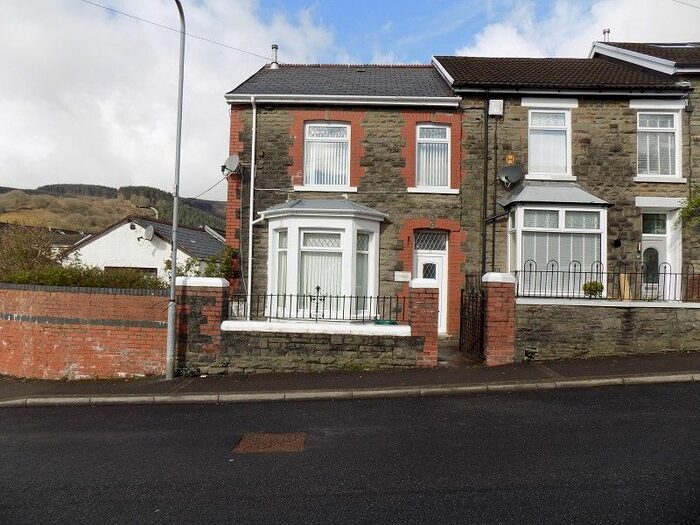 Houses for sale in Treorchy, CF42, Rhondda Cynon Taff