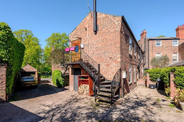 2 Bedroom Flat For Sale In Clifton Green, York, YO30