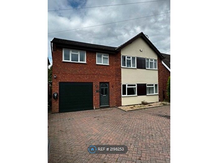 4 Bedroom Detached House To Rent In Riverside Road, Newark, NG24