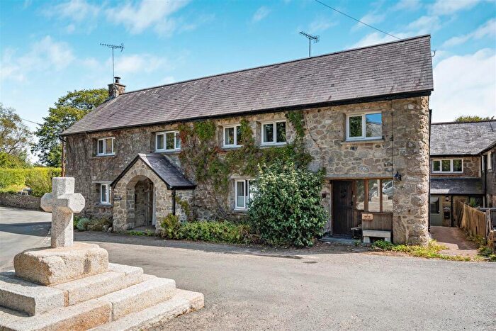 2 Bedroom Semi Detached House For Sale In Throwleigh, Okehampton, EX20