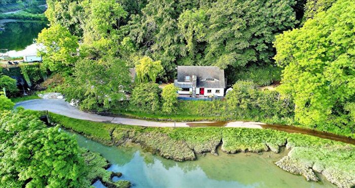 3 Bedroom Detached Bungalow For Sale In Quoits Mill, Bentlass Road, Hundleton, Pembroke, SA71