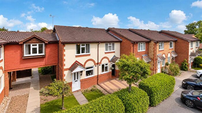 3 Bedroom Terraced House For Sale In Sovereign Grove, Wembley, HA0