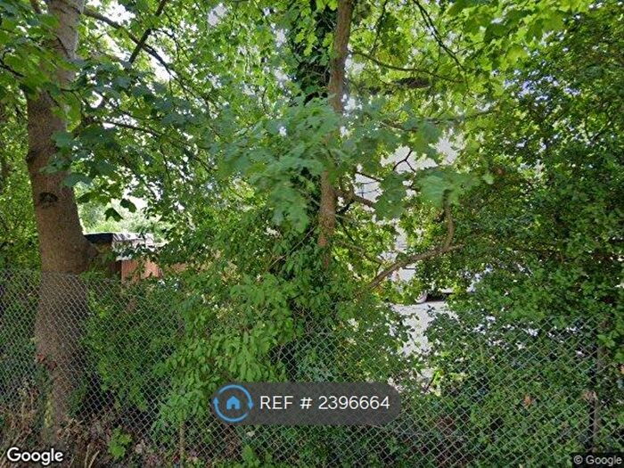 3 Bedroom End Of Terrace House To Rent In Hanbury Way, Camberley, GU15