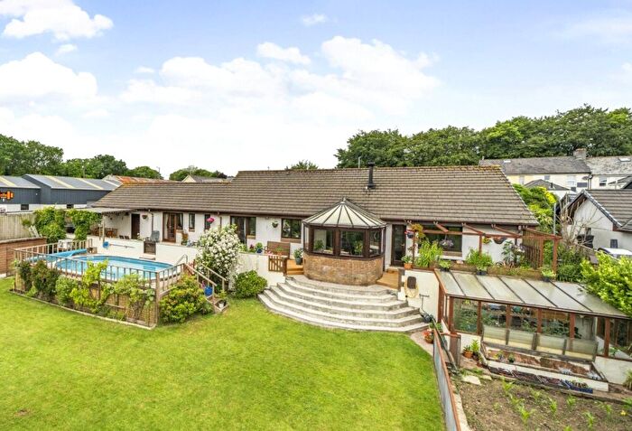 5 Bedroom Detached Bungalow For Sale In Chestnut Close, Callington, Cornwall, PL17