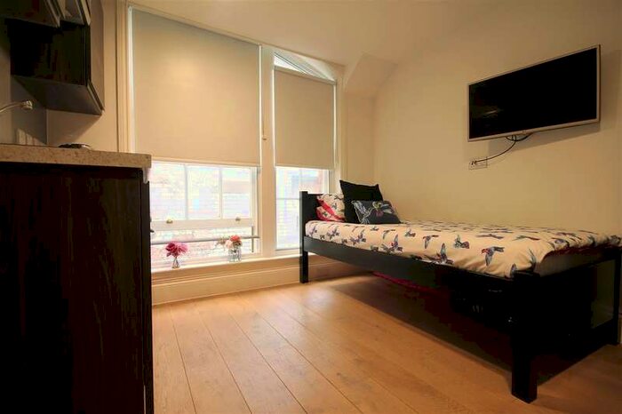 1 Bedroom Studio Flat To Rent In The Bruce Building, City Centre, NE1