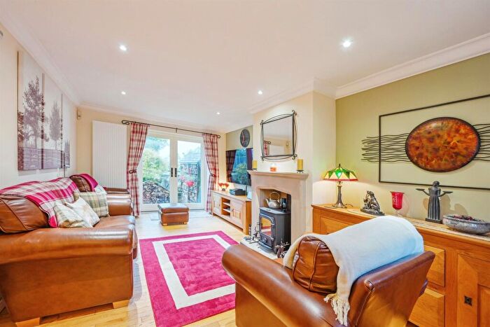 3 Bedroom Detached House For Sale In Green View, Brassington, Matlock, DE4