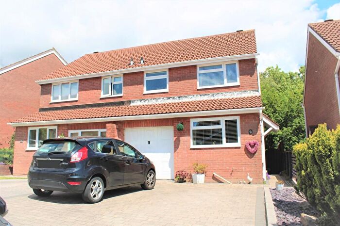 3 Bedroom Semi-Detached House For Sale In Heol Castell Coety, Litchard, Bridgend., CF31