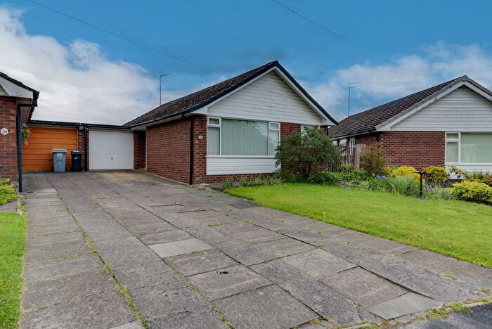 3 Bedroom Detached Bungalow For Sale In Beatty Drive, Congleton, CW12