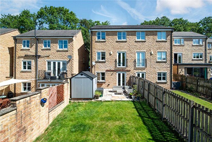 4 Bedroom Semi-Detached House For Sale In Saxilby Road, East Morton, West Yorkshire, BD20
