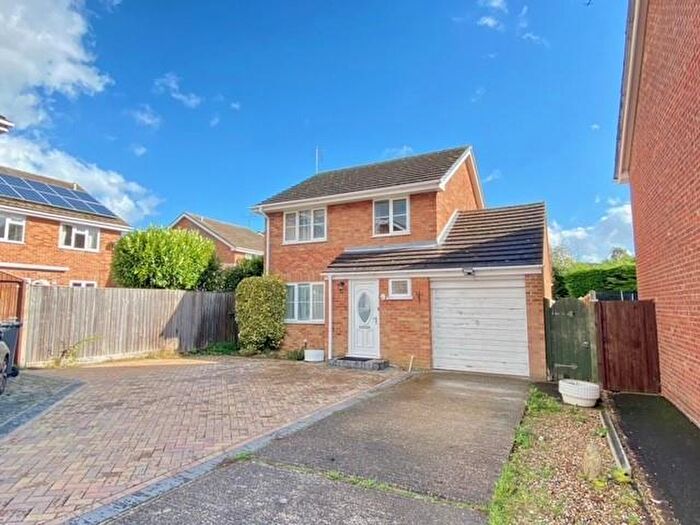 3 Bedroom Detached House To Rent In Lowbrook Drive, Maidenhead, SL6