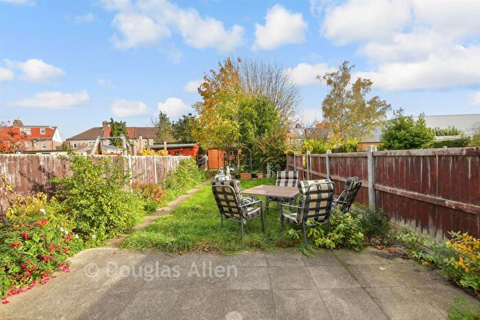 3 Bedroom Terraced House For Sale In Grove Road, Chadwell Heath, Essex, RM6
