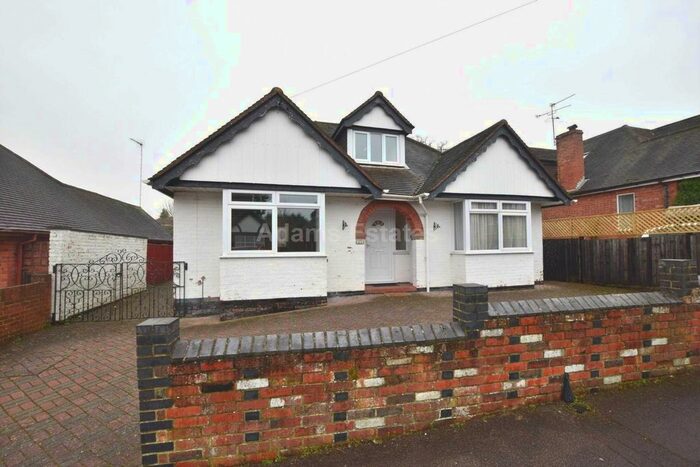 2 Bedroom Bungalow To Rent In Palmerstone Road, Earley, RG6