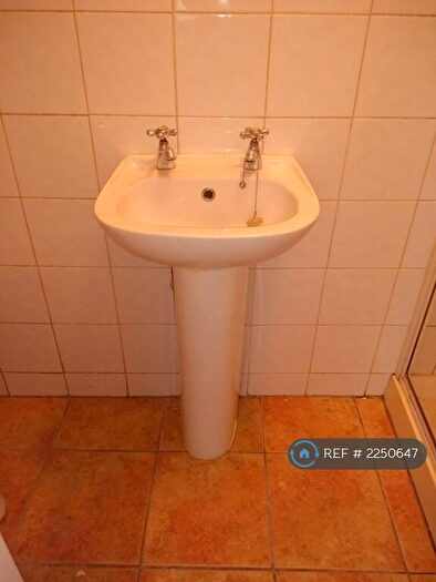 Studio To Rent In Kings Norton, Birmingham, B30