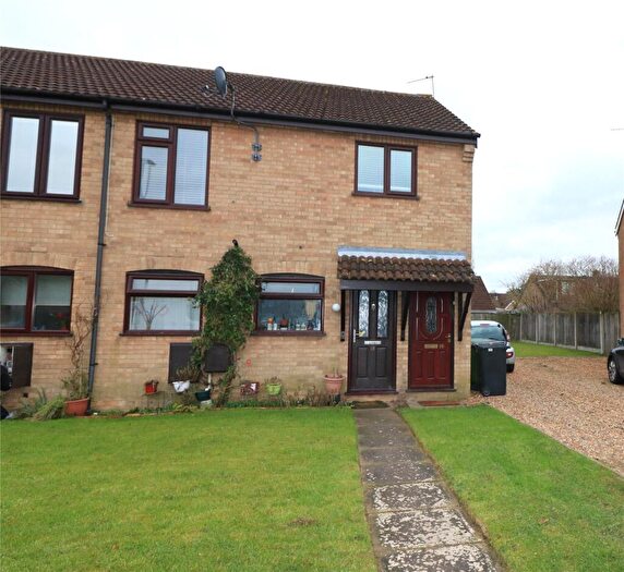 2 Bedroom Apartment To Rent In Lime Tree Close, Wymondham, Norfolk, NR18