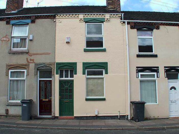 2 Bedroom Terraced House To Rent In Lewis Street, Stoke-on-trent, ST4