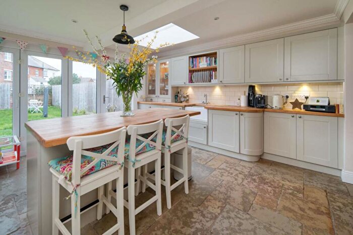 3 Bedroom Semi-Detached House For Sale In Balcony With Sea Views - Bellevue Rd, Cowes, Isle Of Wight, PO31
