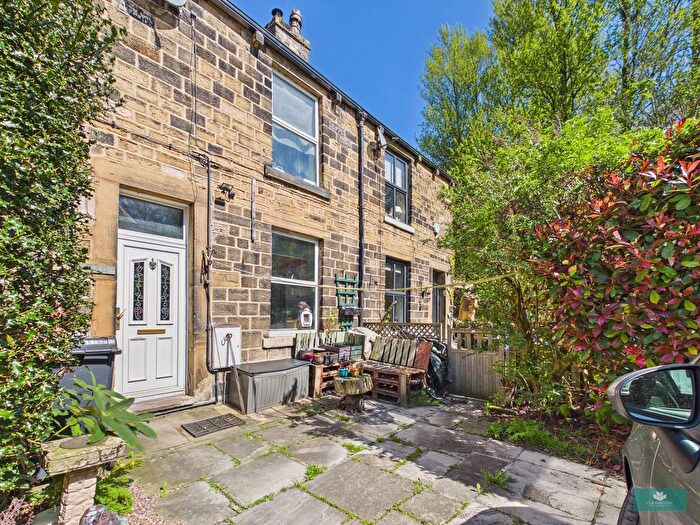 2 Bedroom Terraced House For Sale In Hill View, Delph, Oldham, Greater Manchester, OL3
