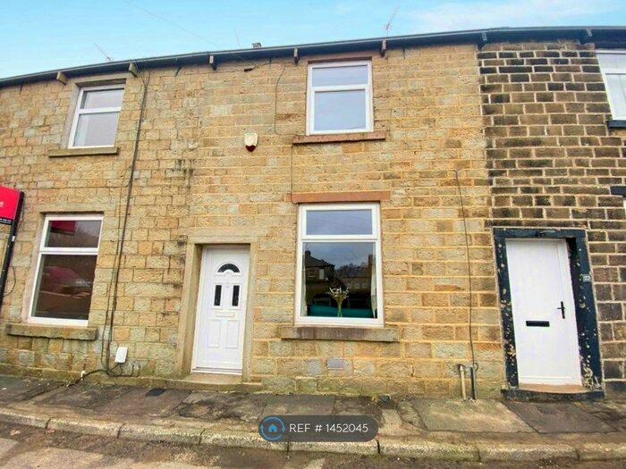 2 Bedroom Terraced House To Rent In South Street, Rawtenstall, Rossendale, BB4