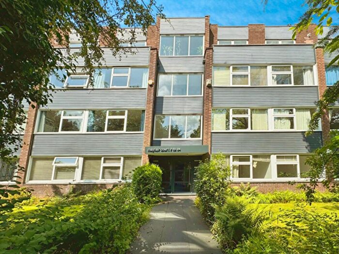 2 Bedroom Flat To Rent In Mayfair Court, Mersey Road, Didsbury, Manchester, M20