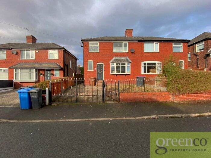 3 Bedroom Semi-Detached House To Rent In Sunningdale Drive, Salford, M6
