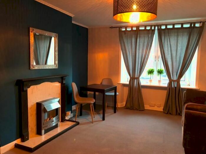 2 Bedroom Flat To Rent In Kerloch Place, Aberdeen, AB11