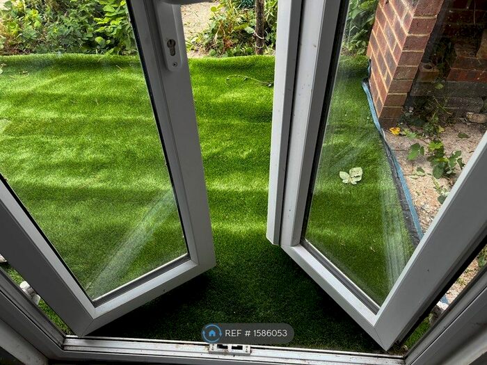 2 Bedroom End Of Terrace House To Rent In Ashmore Road, Reading, RG2