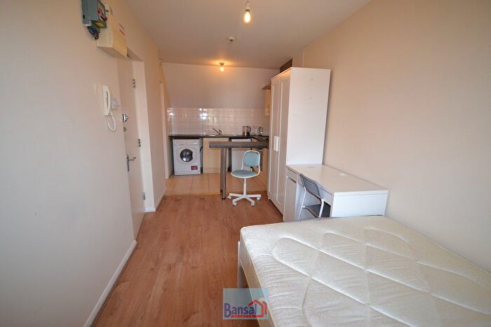 1 Bedroom Studio To Rent In Gulson Road, CV1