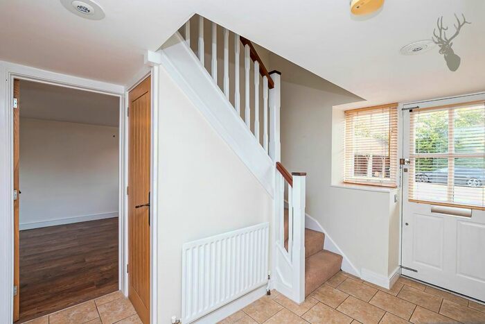 2 Bedroom Barn Conversion To Rent In Bury Lane, Epping, CM16
