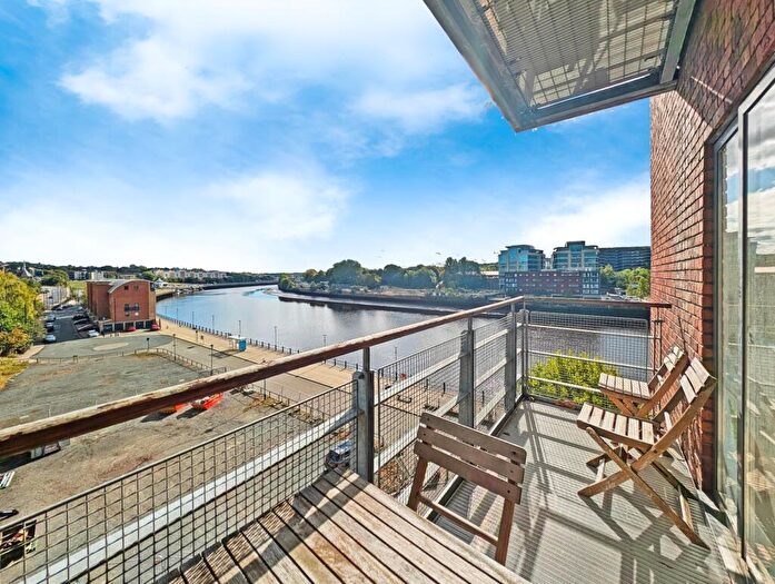 2 Bedroom Flat For Sale In Quayside, Newcastle Upon Tyne, Tyne And Wear, NE1