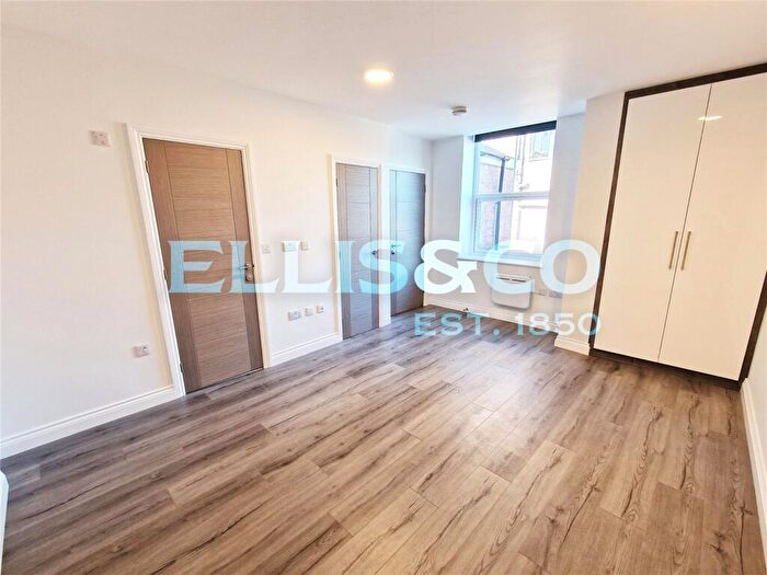 2 Bedroom Apartment To Rent In Station Road, Harrow, HA1